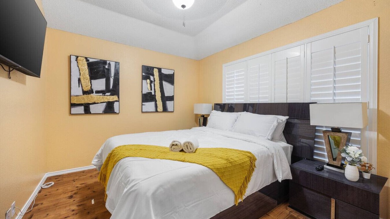 Photo of Bedroom in Allen