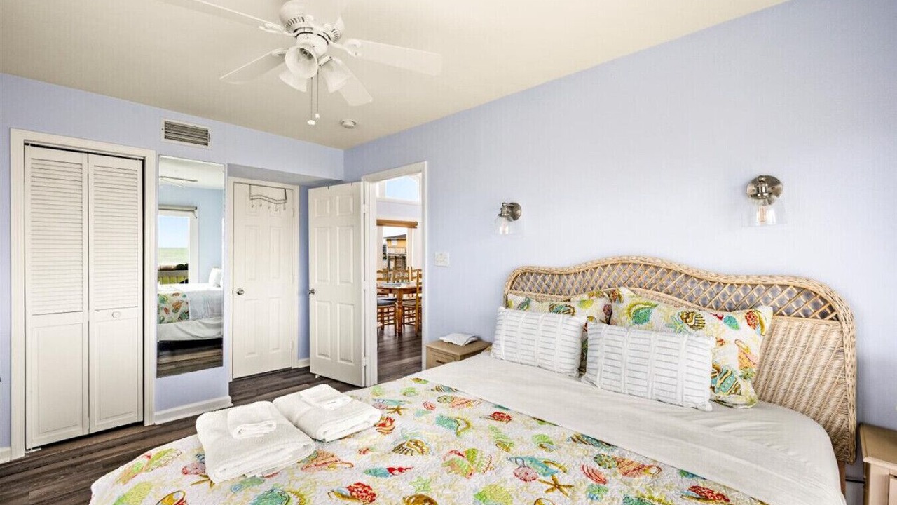 Photo of Bedroom in Jamaica Beach