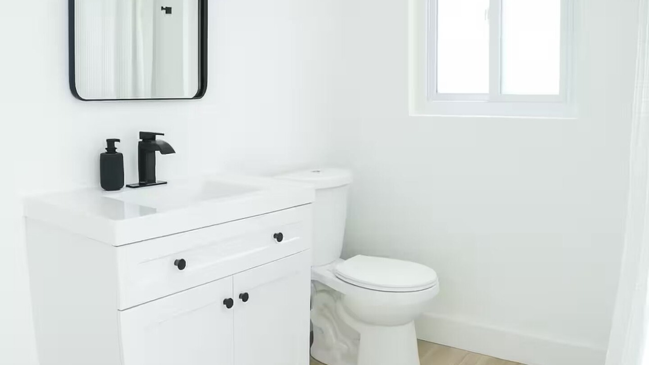 Photo of Bathroom in South Daytona