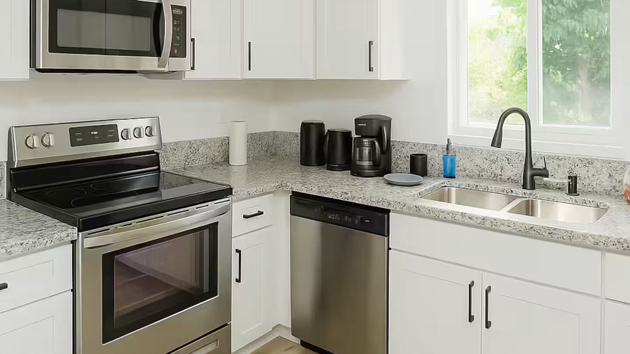 Photo of Kitchen in South Daytona