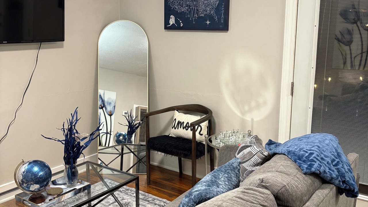 Photo of Livingroom in Greater Belhaven