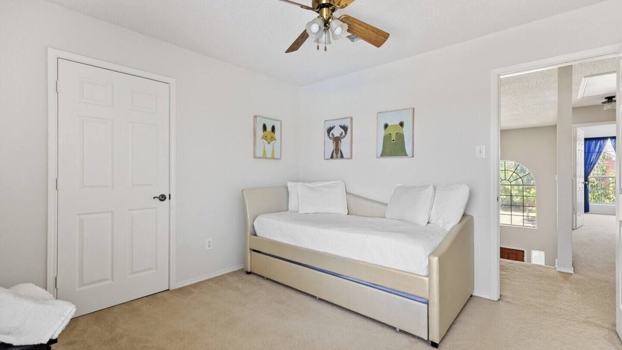 Photo of Bedroom in Lewisville