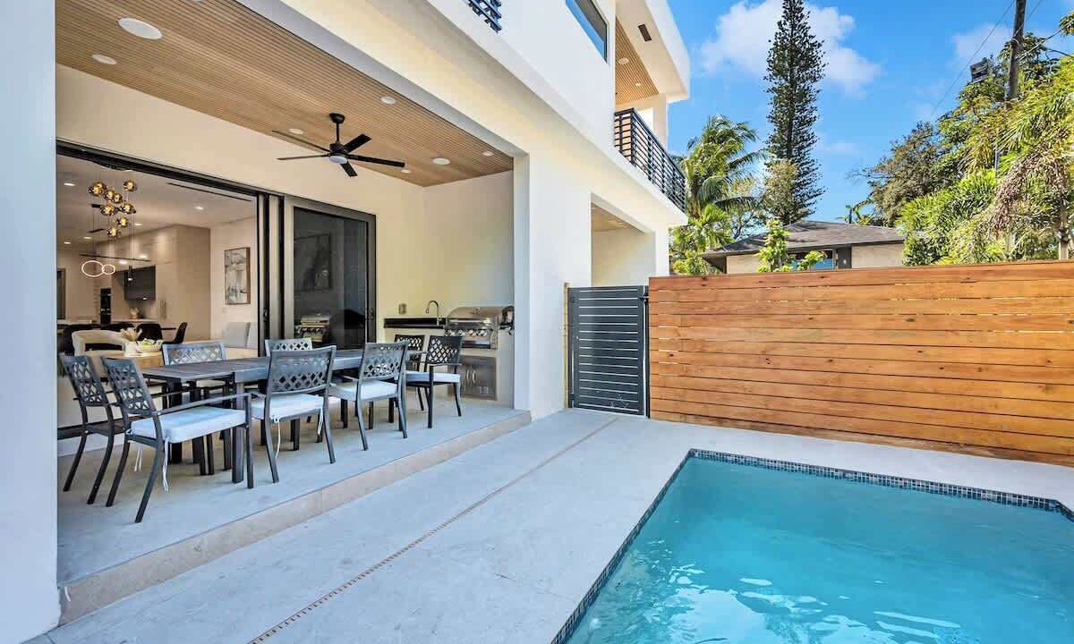 Photo of Outdoor in Beverly Heights