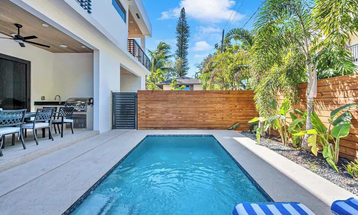 Photo of Outdoor in Beverly Heights