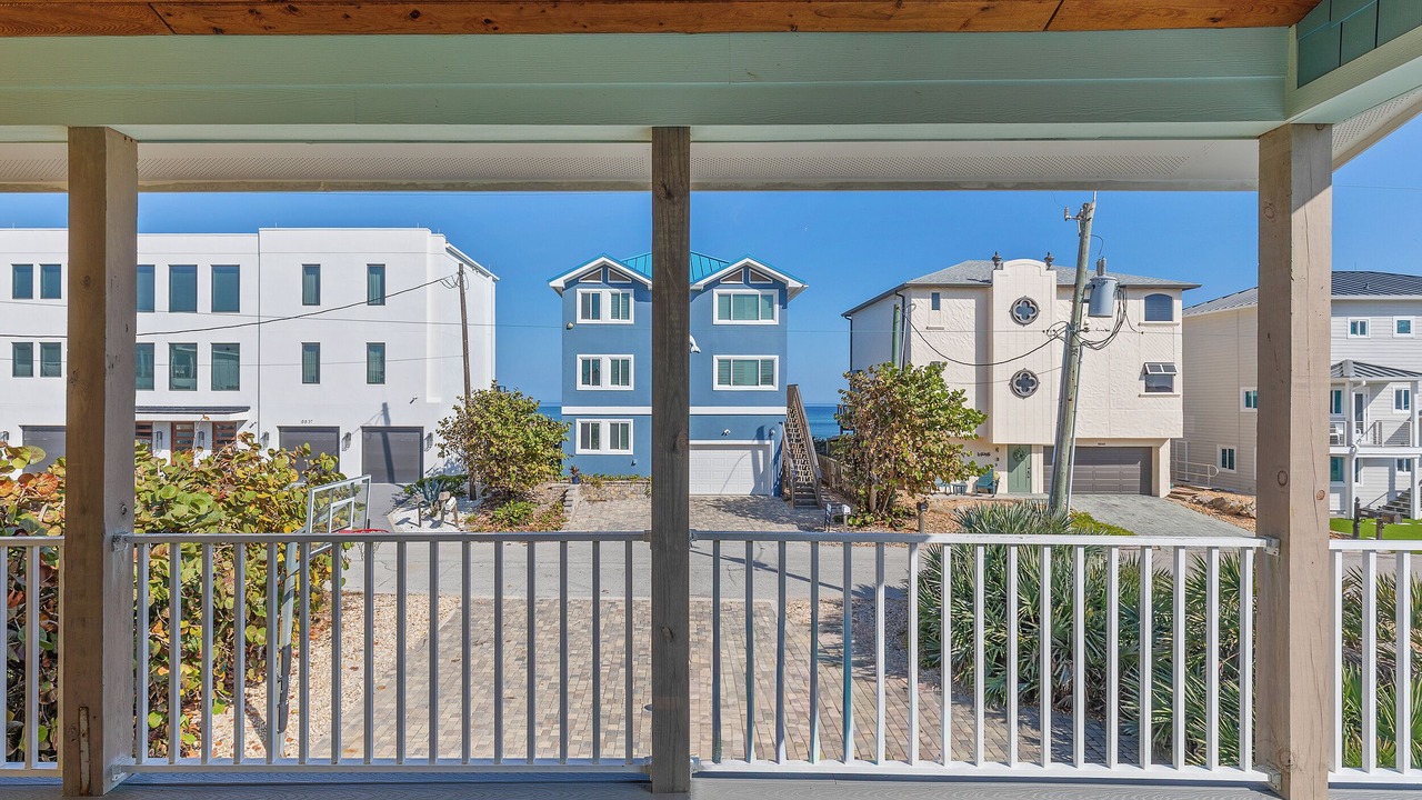 Photo of Patio Balcony in Bethune Beach