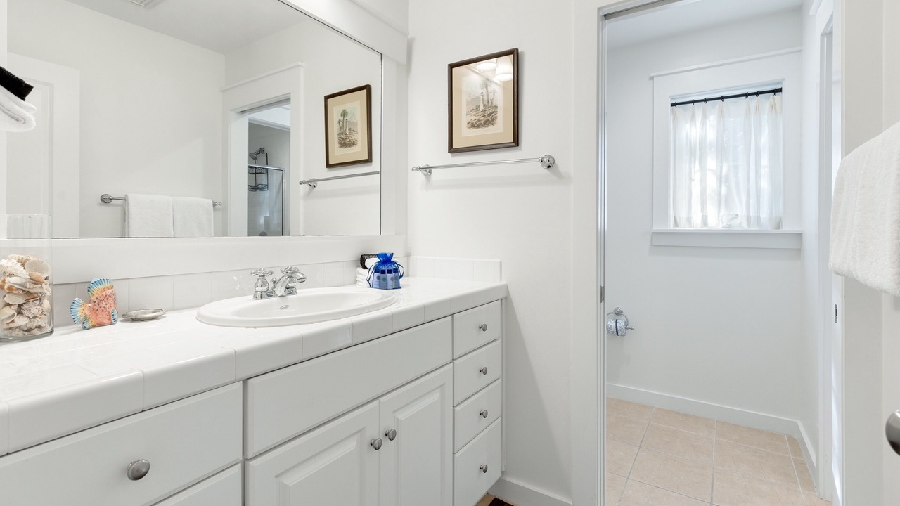 Photo of Bathroom in Laurel Grove