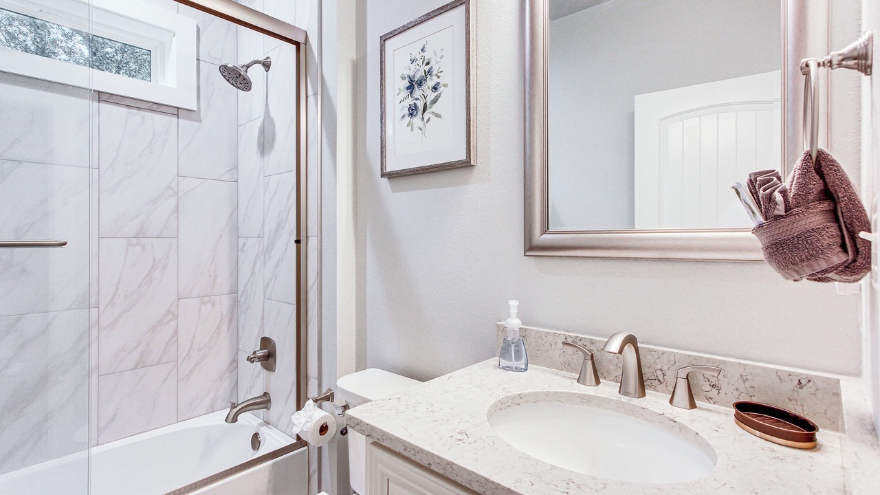 Photo of Bathroom in Long Beach