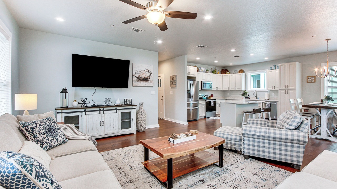Photo of Livingroom in Long Beach