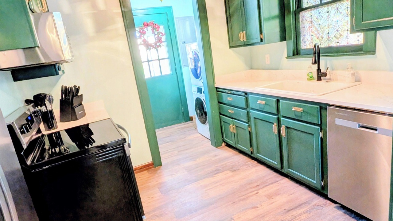 Photo of Kitchen in Foley
