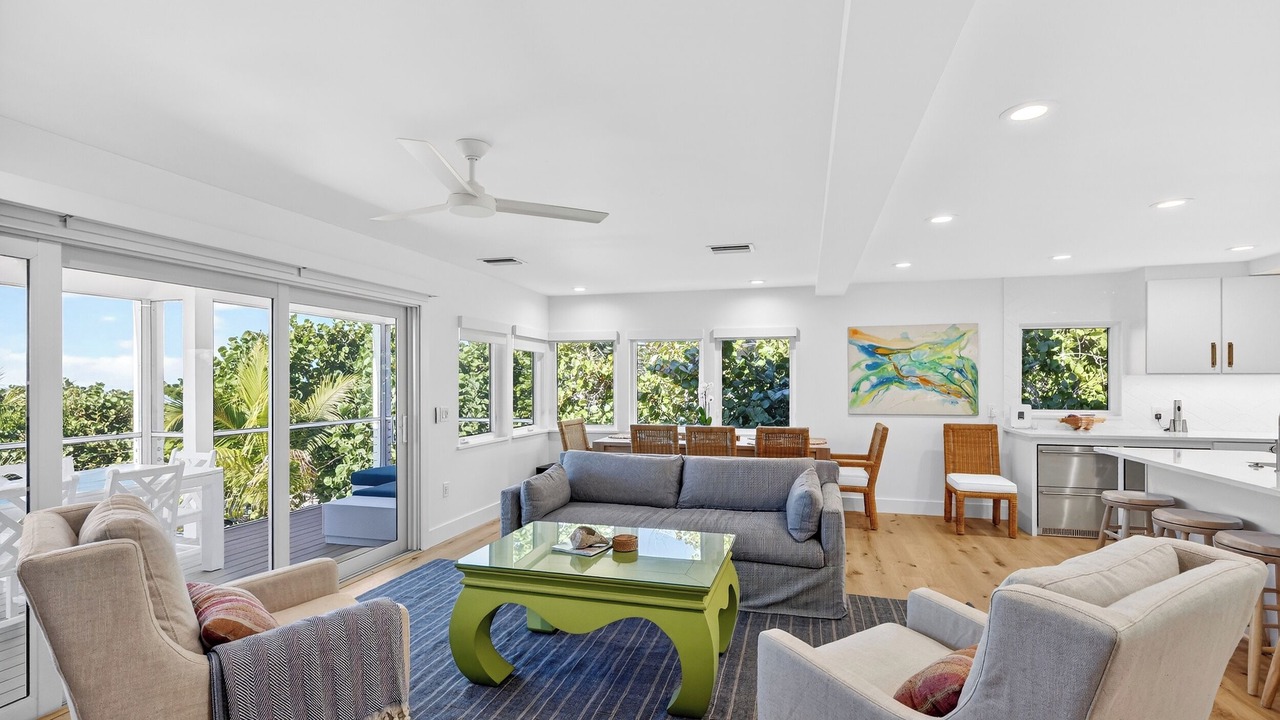 Photo of Livingroom in Boca Grande