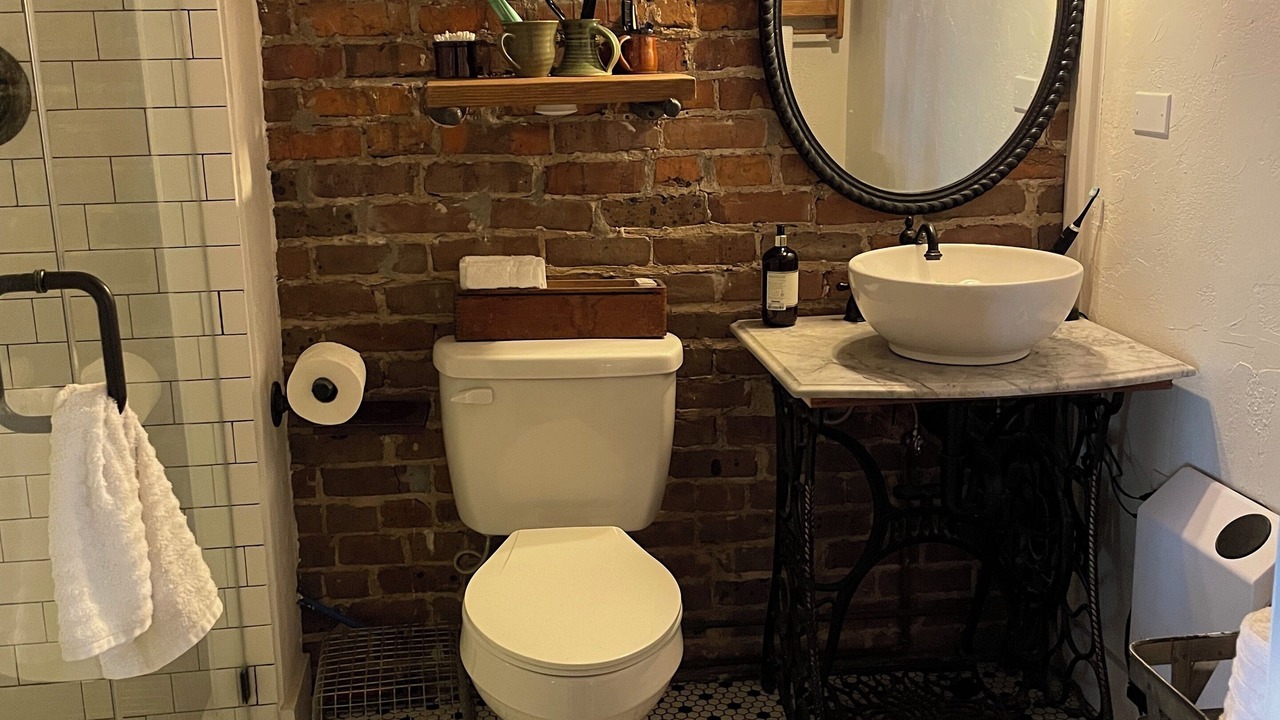 Photo of Bathroom in Cumby