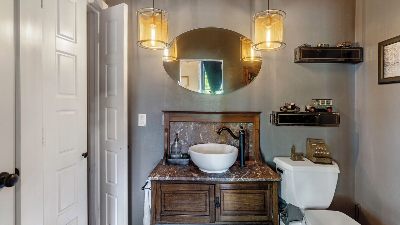 Photo of Bathroom in Cumby