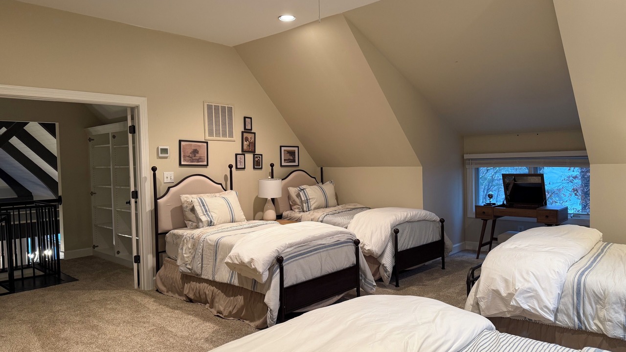 Photo of Bedroom in Crane Hill