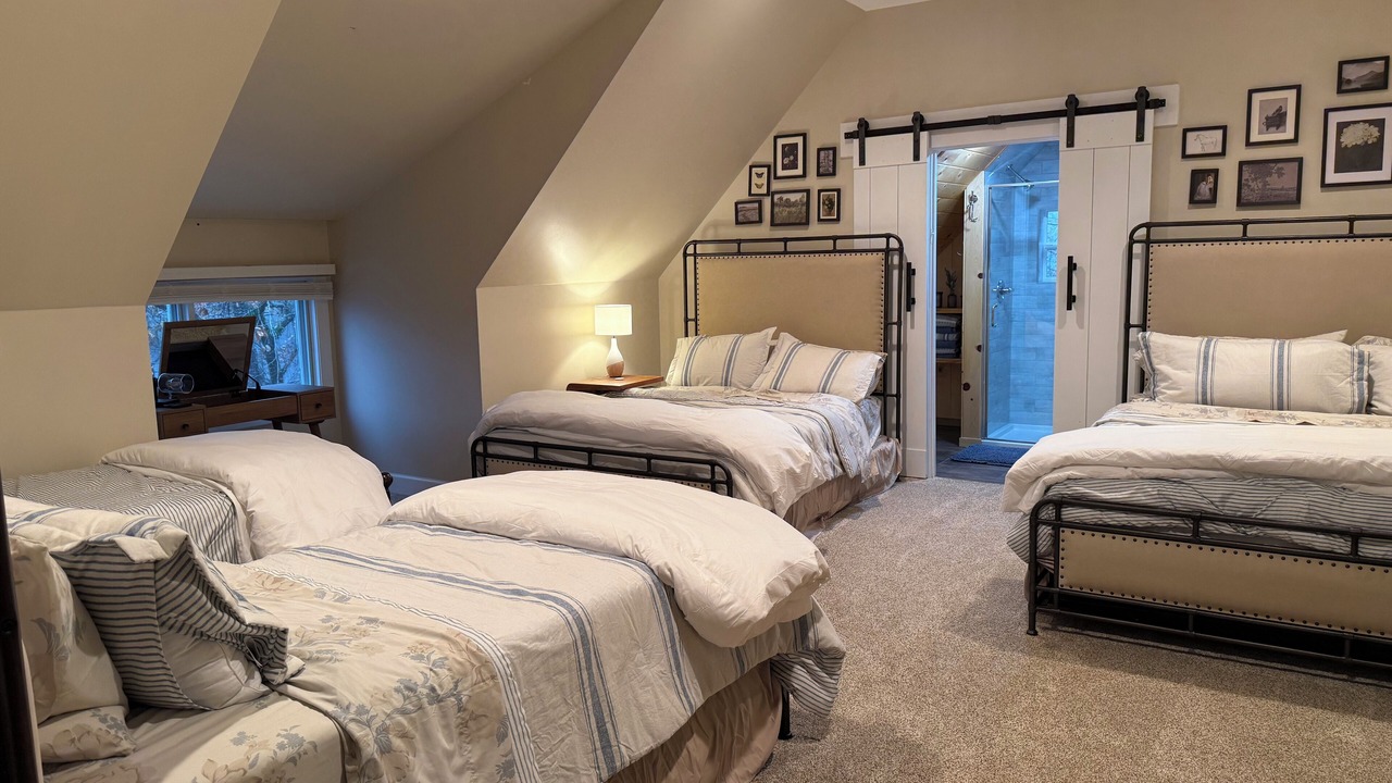 Photo of Bedroom in Crane Hill