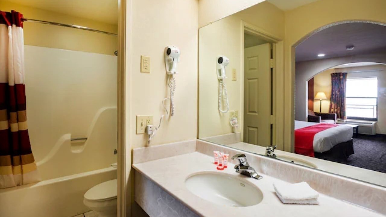 Photo of Bathroom in Port Allen