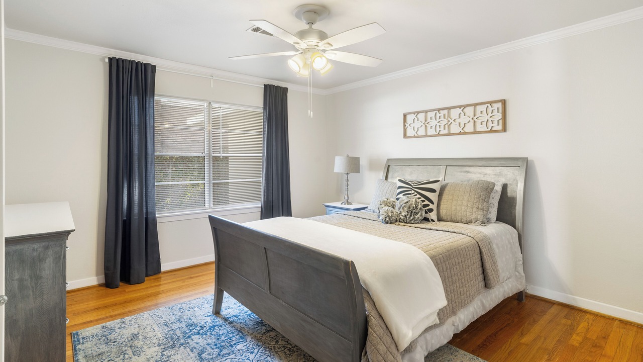 Photo of Bedroom in Braeswood Place