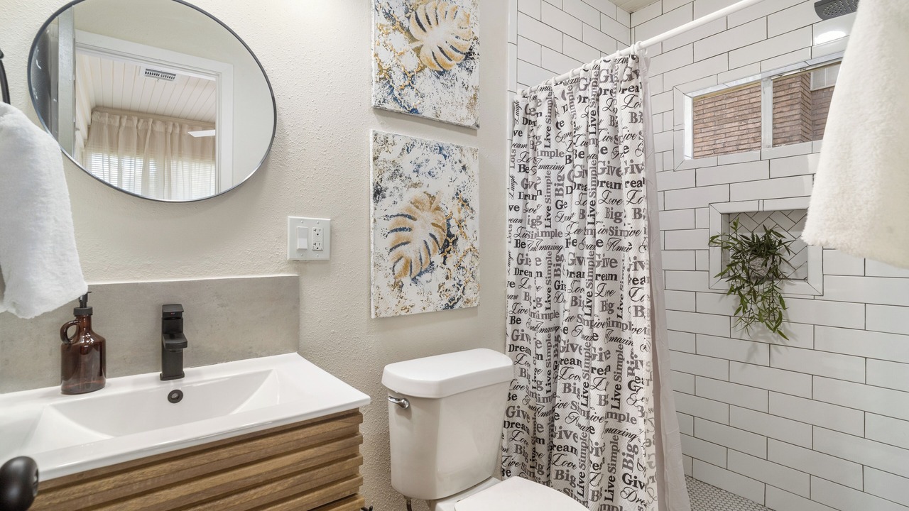 Photo of Bathroom in Braeswood Place