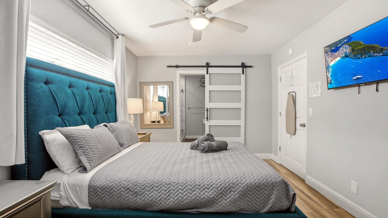 Photo of Bedroom in North Andrews Gardens