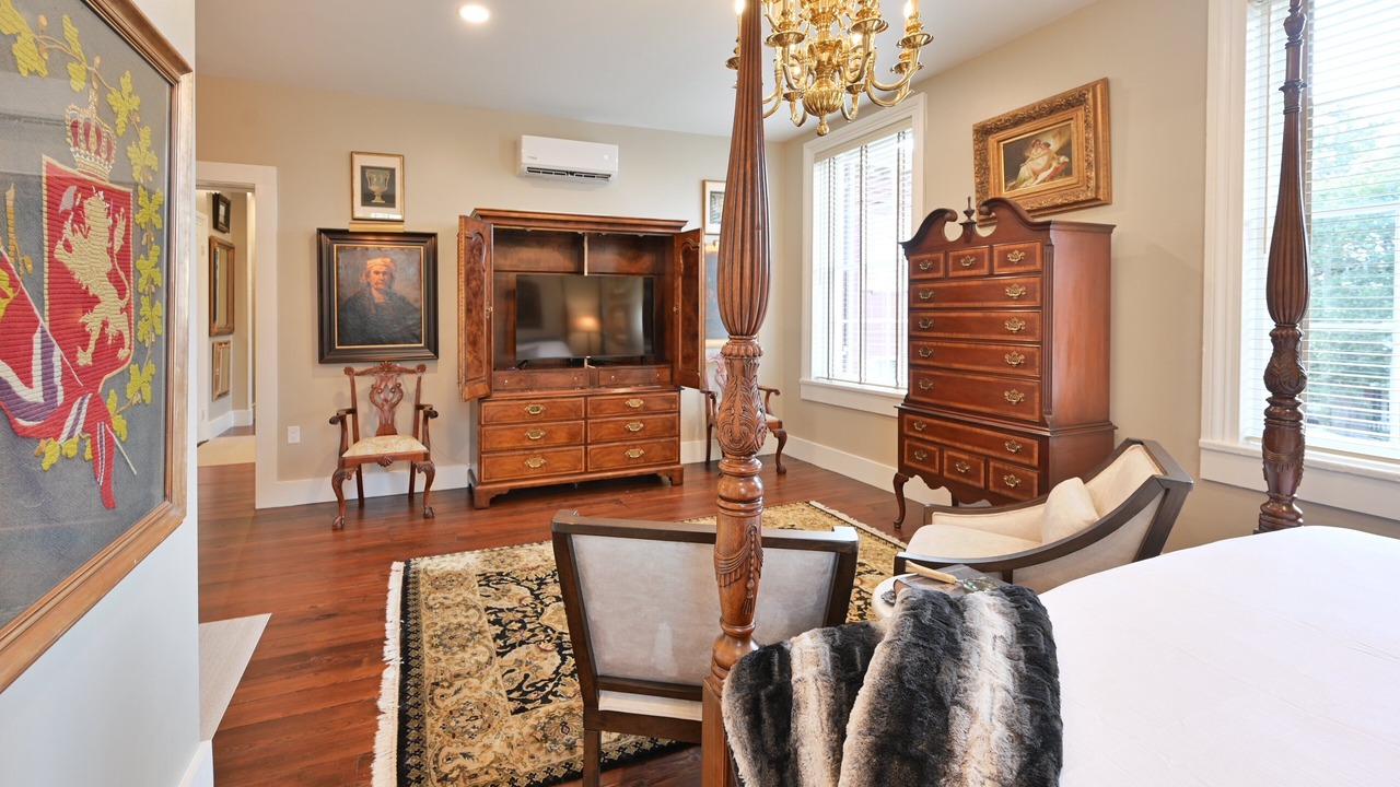Photo of Bedroom in Natchez
