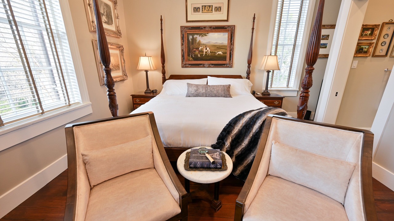 Photo of Bedroom in Natchez