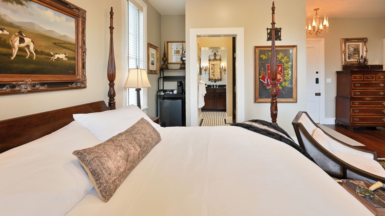 Photo of Bedroom in Natchez
