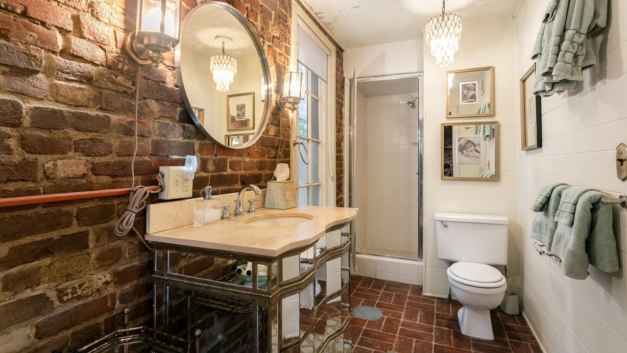 Photo of Bathroom in Natchez