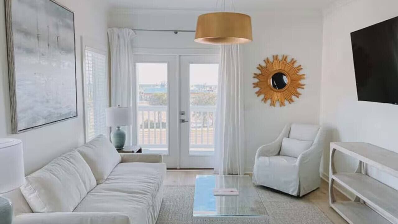 Photo of Livingroom in Pass Christian