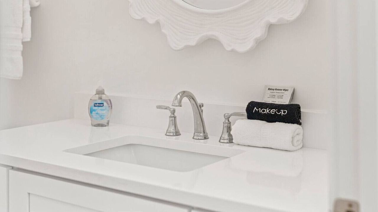 Photo of Bathroom in Pass Christian