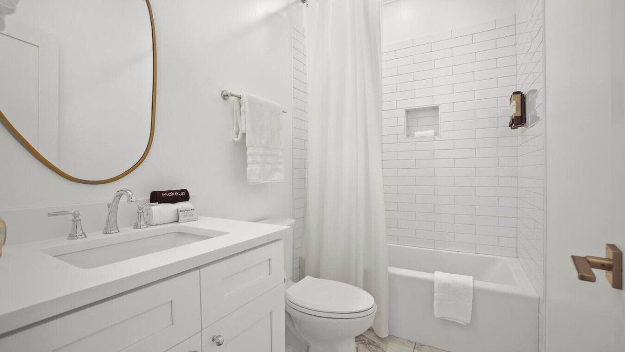 Photo of Bathroom in Pass Christian