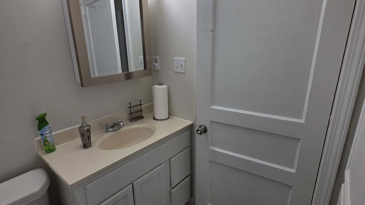 Photo of Bathroom in Hattiesburg
