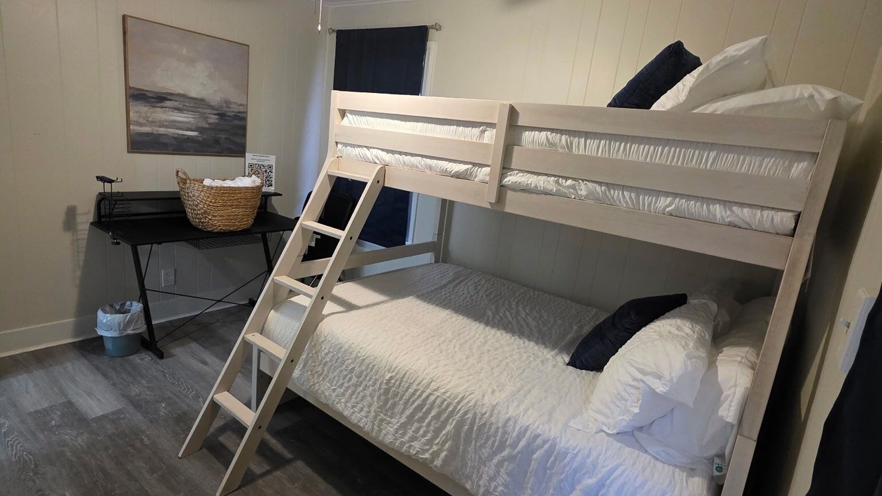 Photo of Bedroom in Hattiesburg