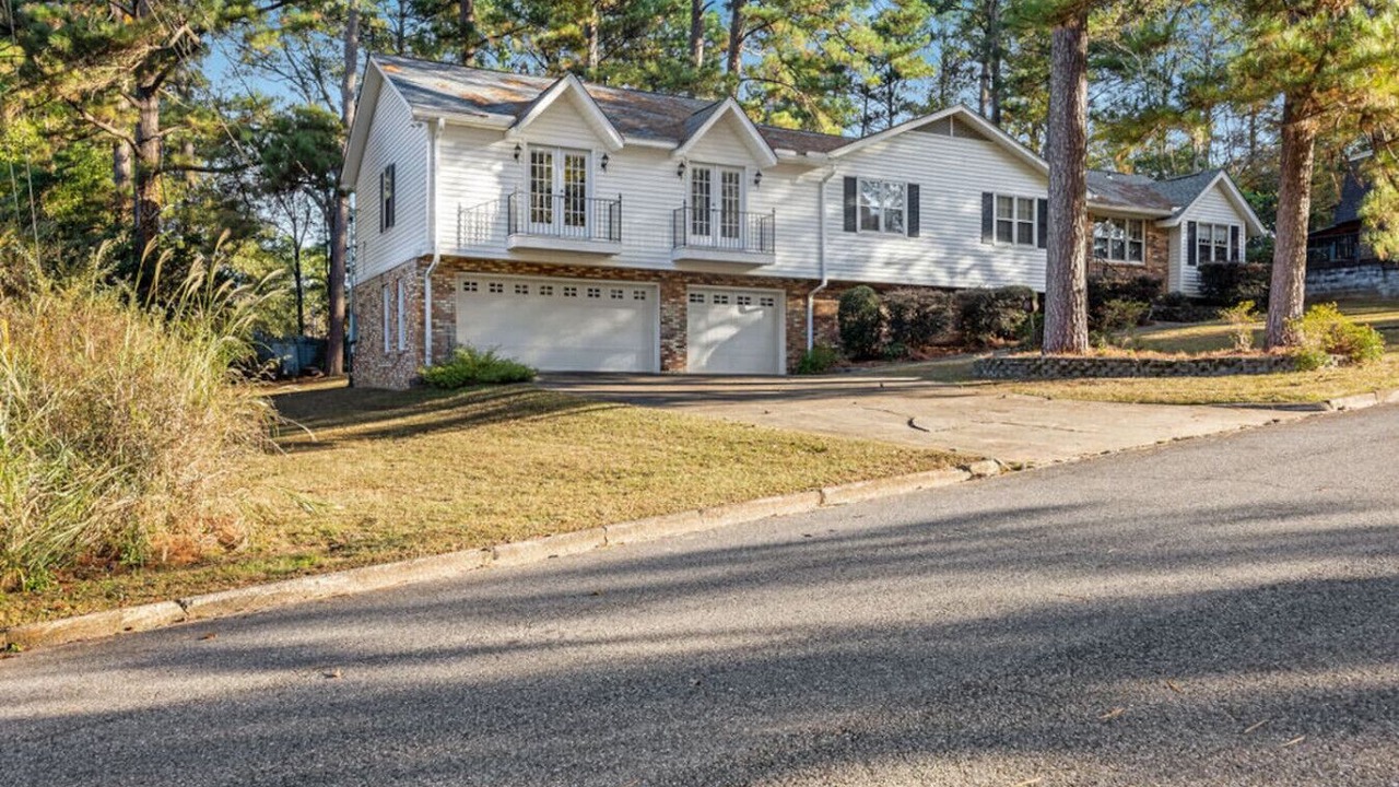 Photo of Outdoor in Northport