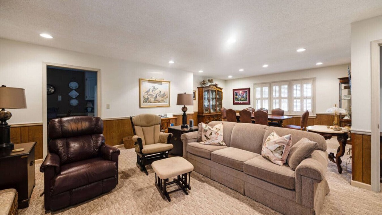 Photo of Livingroom in Northport