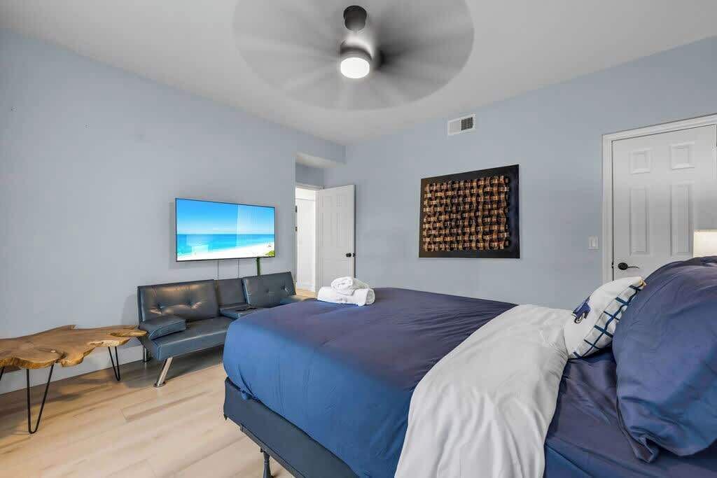 Photo of Bedroom in Allen