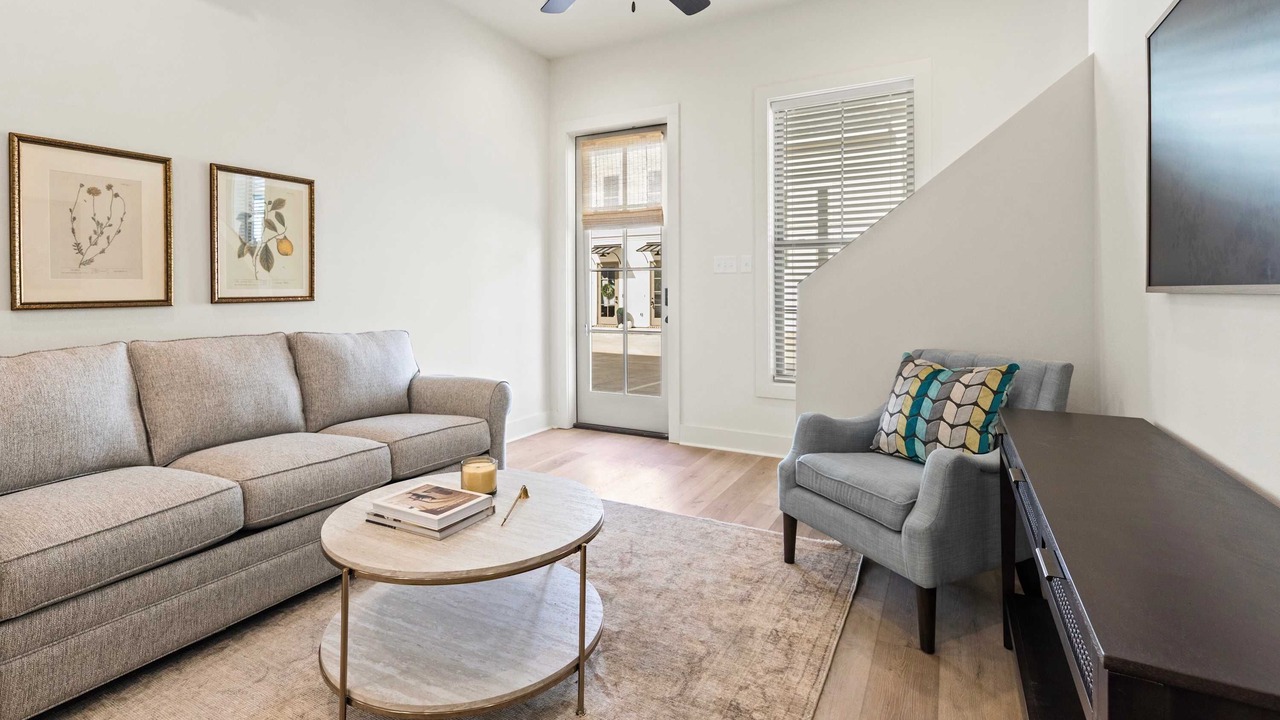 Photo of Livingroom in Lafayette