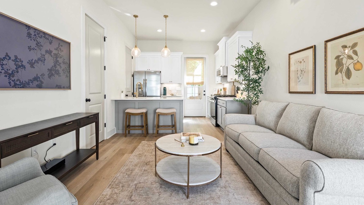 Photo of Livingroom in Lafayette
