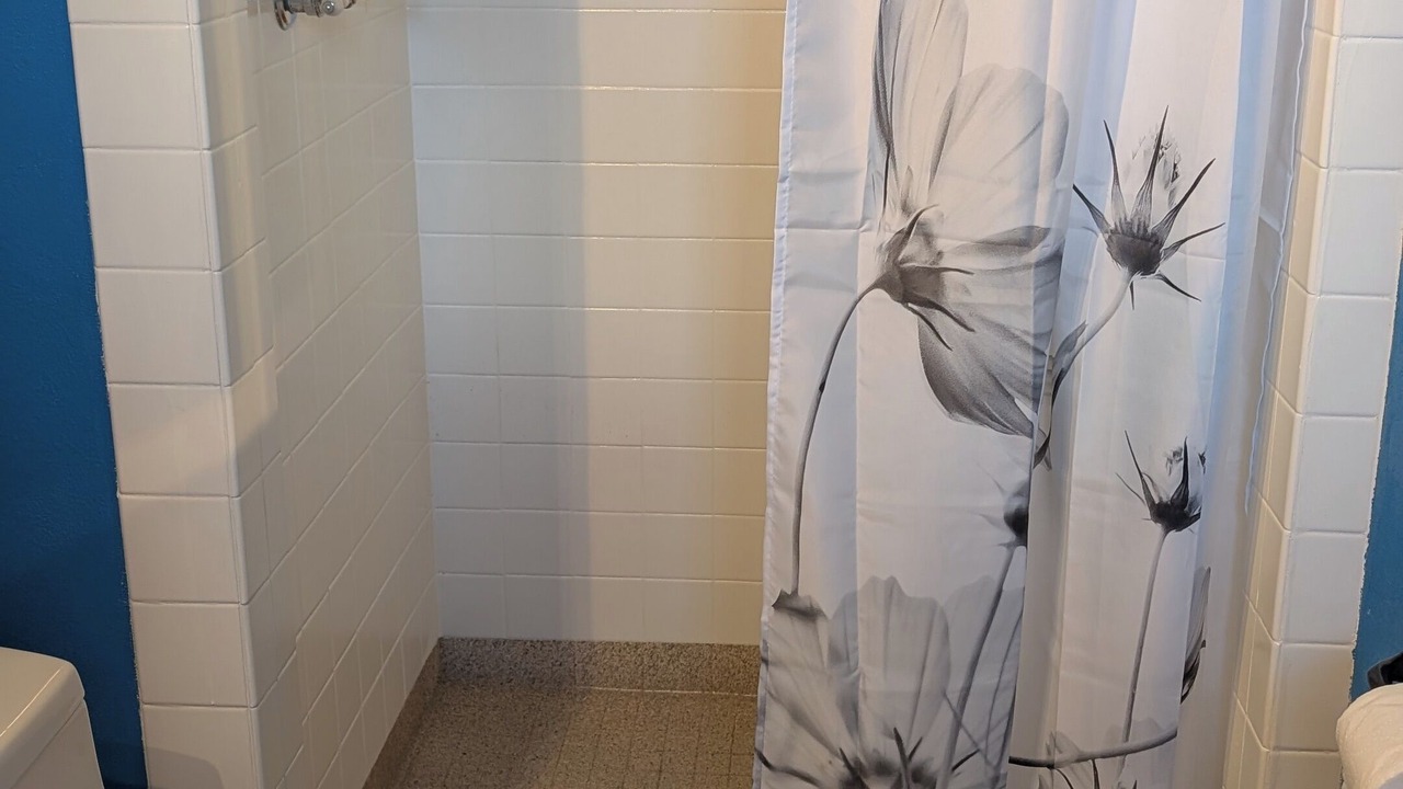 Photo of Bathroom in Orange