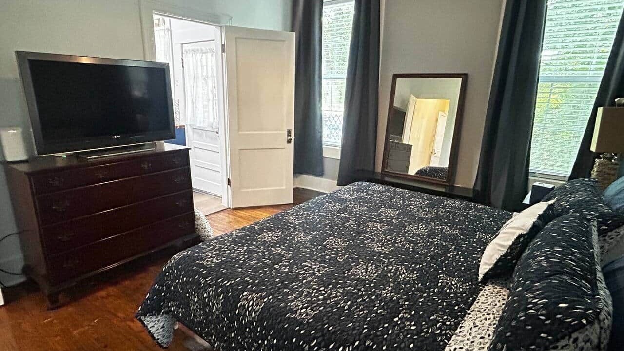Photo of Bedroom in Downtown Jackson