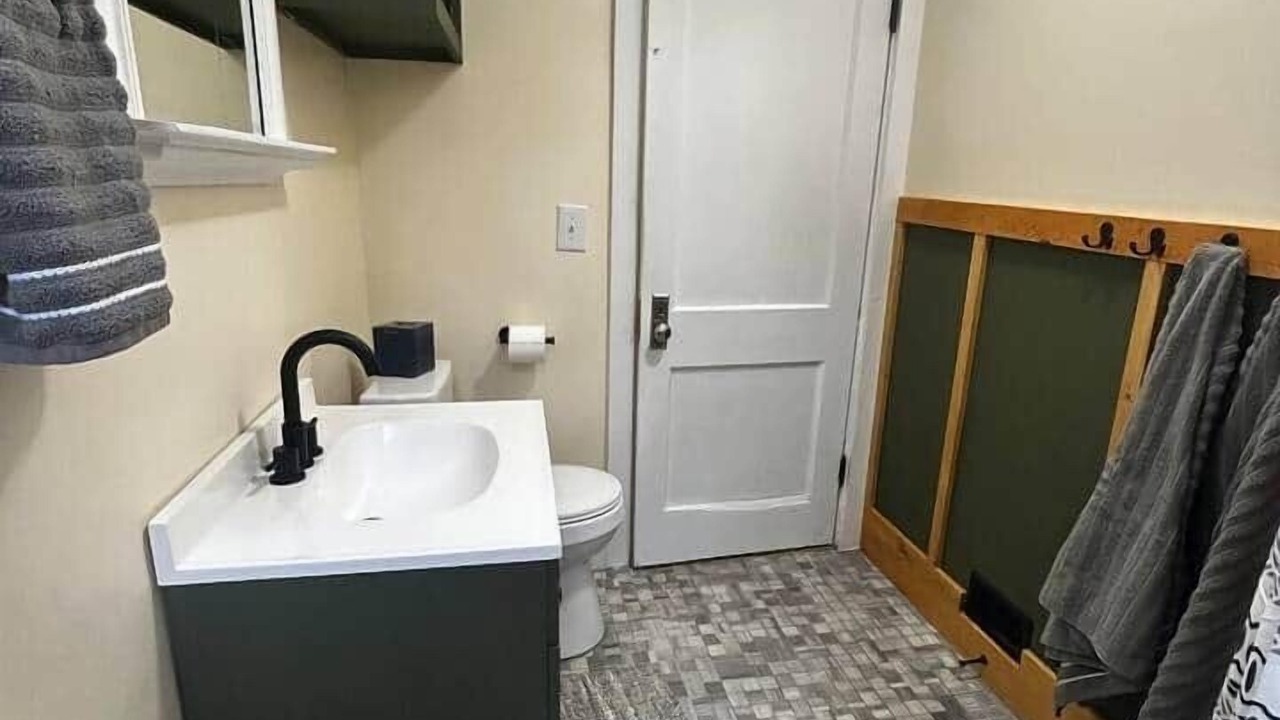 Photo of Bathroom in Downtown Jackson