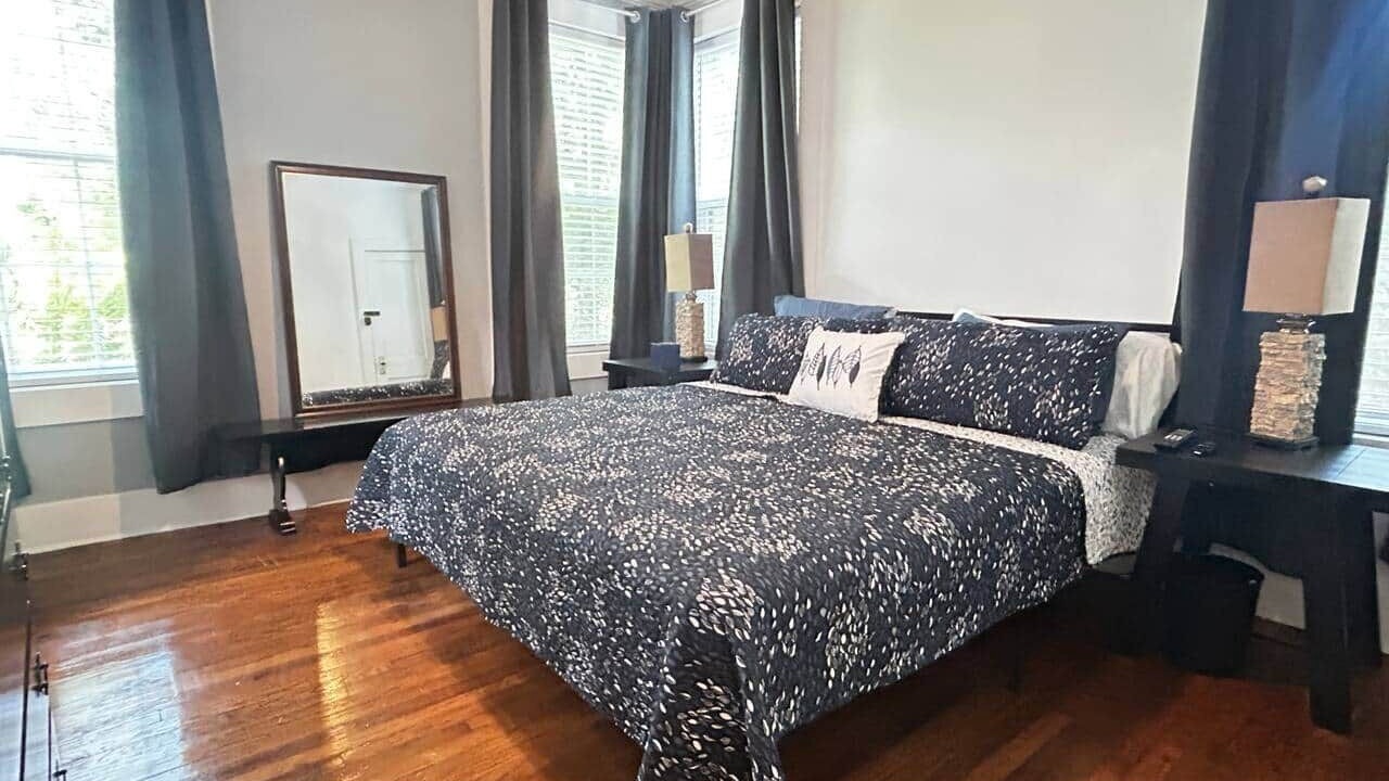 Photo of Bedroom in Downtown Jackson