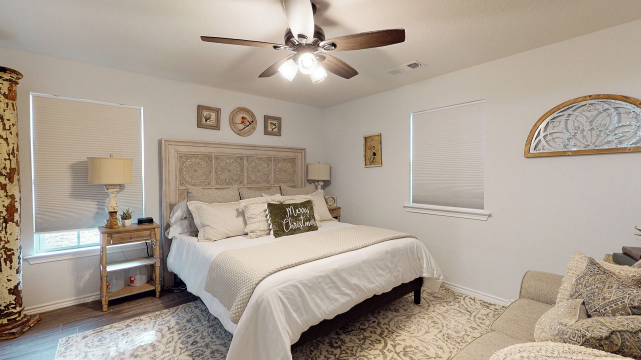 Photo of Bedroom in Emory
