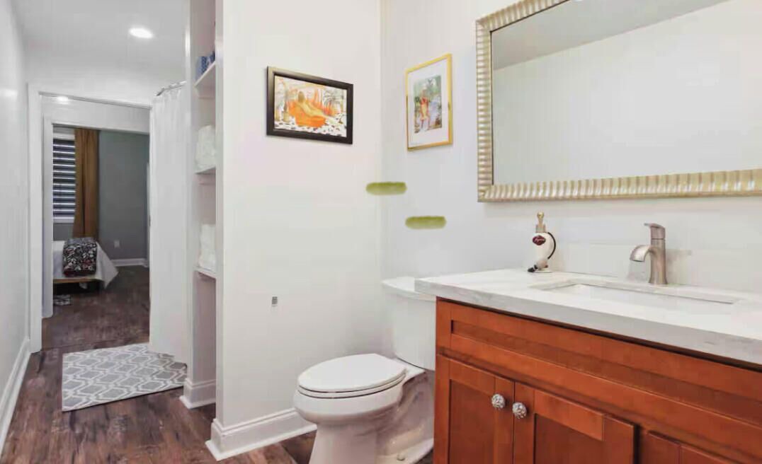 Photo of Bathroom in Saint Claude