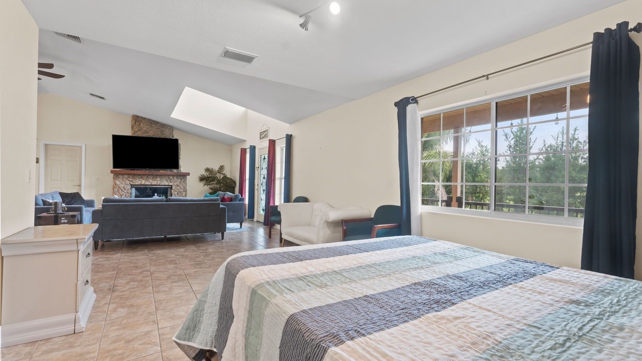 Photo of Bedroom in Wesley Chapel