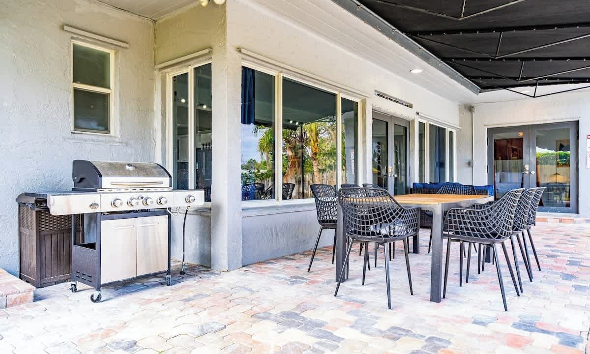 Photo of Outdoor in Poinsettia Heights