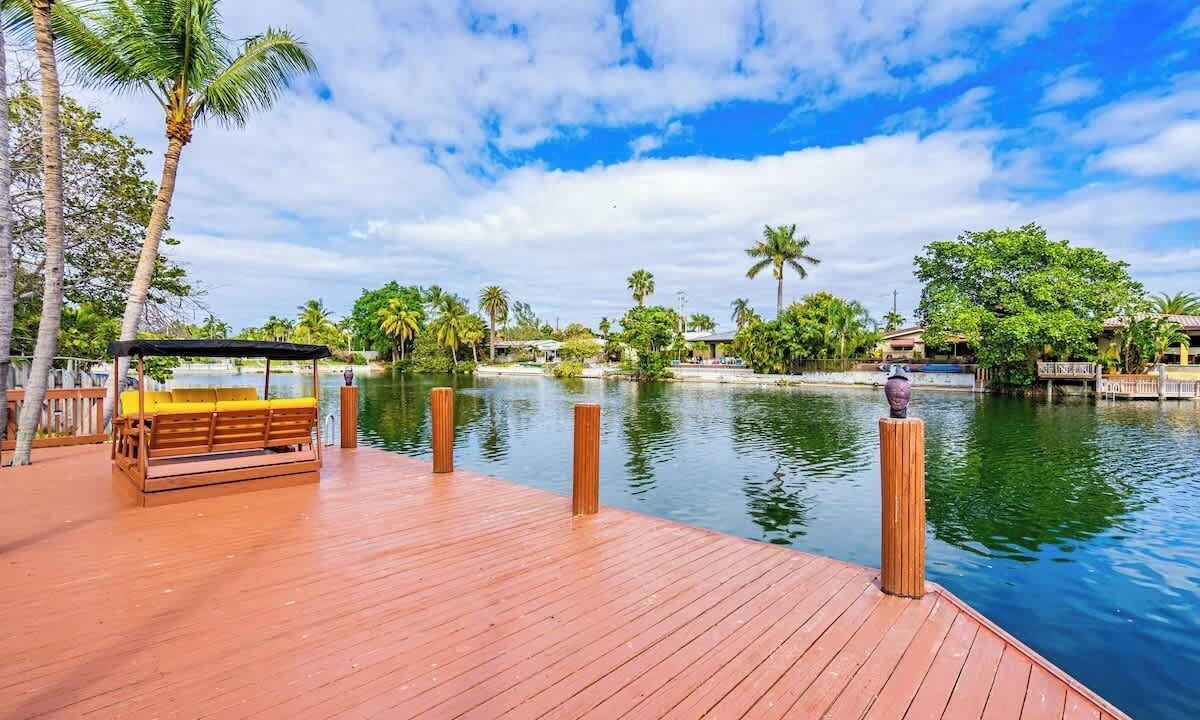 Photo of Outdoor in Poinsettia Heights