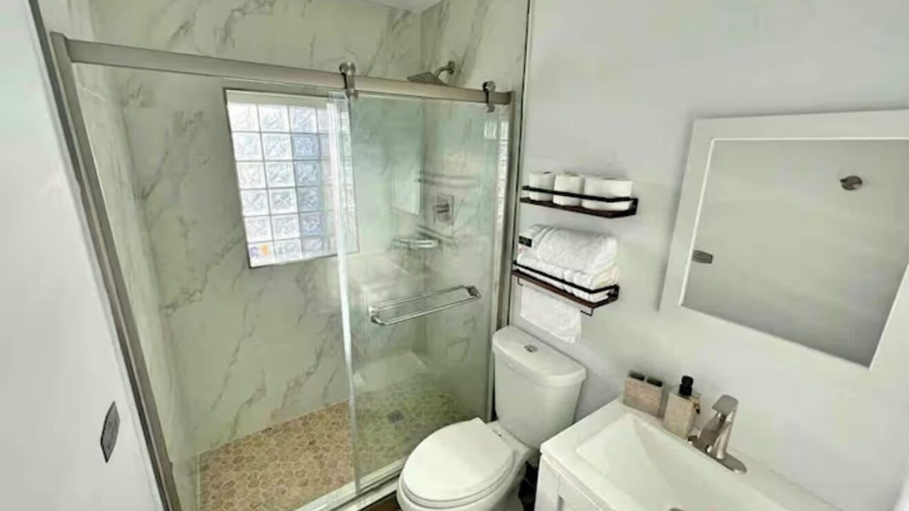 Photo of Bathroom in North Andrews Gardens
