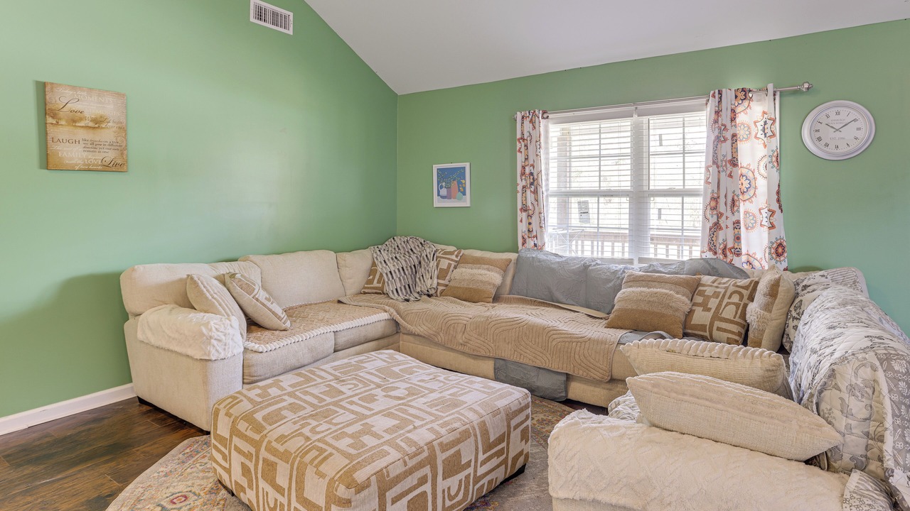Photo of Bedroom in Boligee