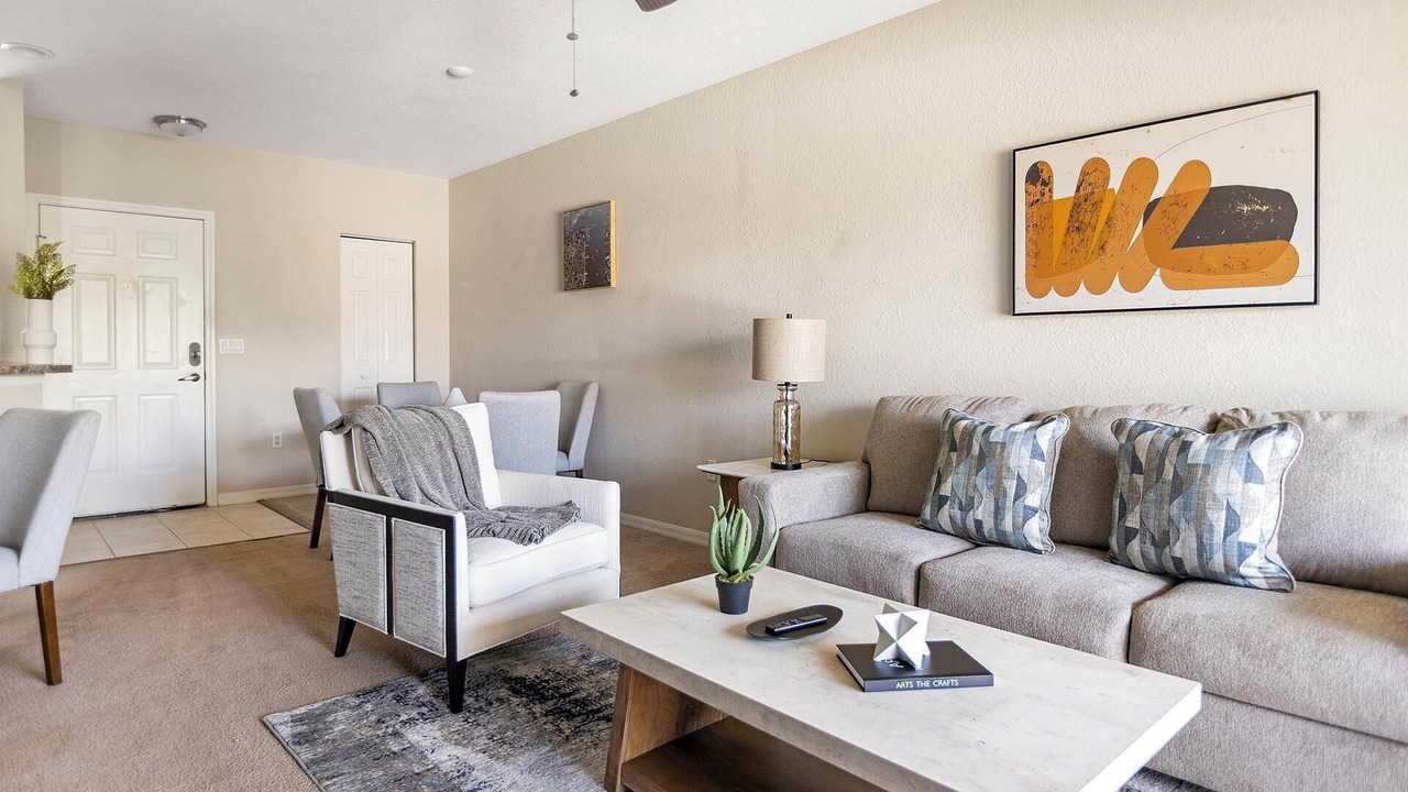 Photo of Livingroom in North Port