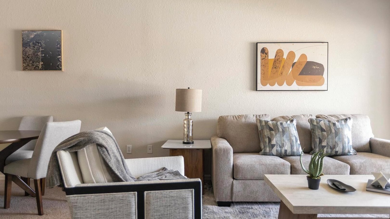 Photo of Livingroom in North Port
