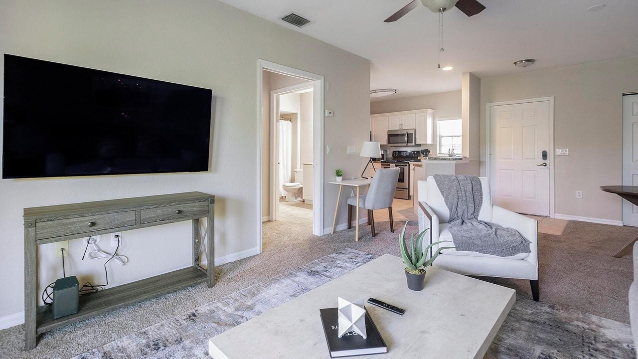 Photo of Livingroom in North Port